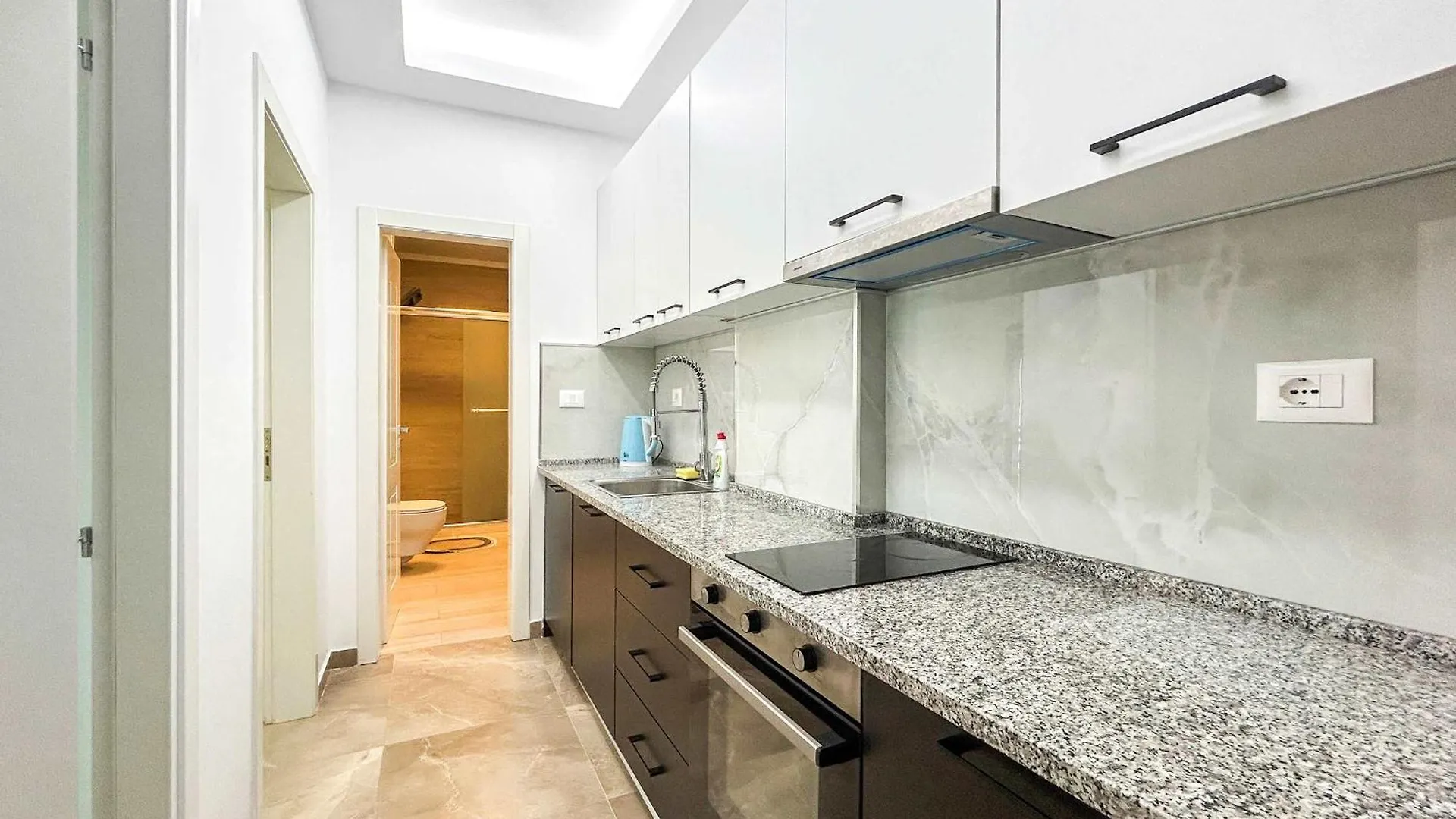 Sea Apartment With Balcony Durrës Albania